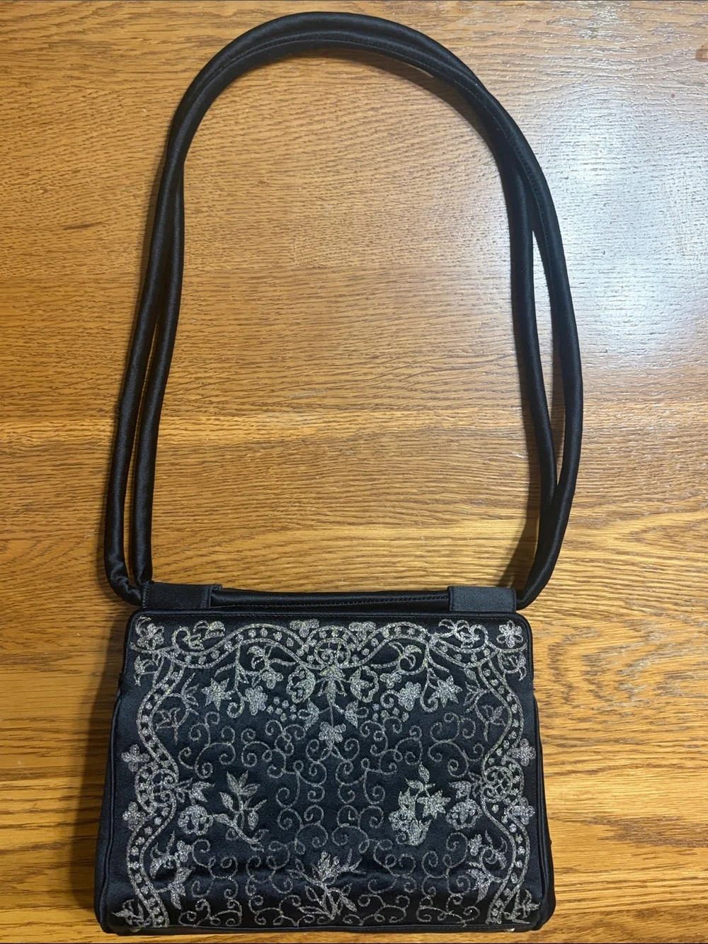 Michelle hatch New York black satin canopy embroidered handbag purse